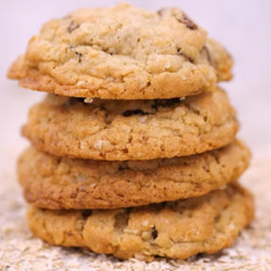 Oatmeal Raisin Cookies