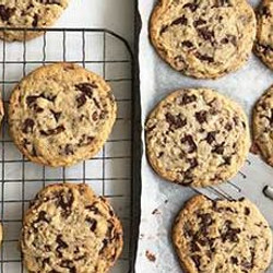 Best Chewy Chocolate Chip Cookies