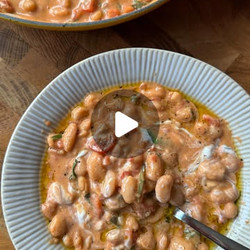 High Protein Creamy Tomato And Basil Beans