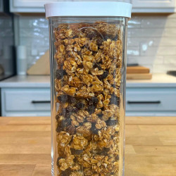 Cinnamon Raisin Granola