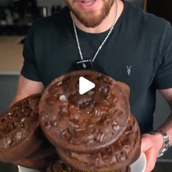 83 Calorie Protein Crackly Top Fudge Brownie