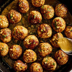 Garlic Butter Chicken Meatballs