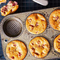 Berry-quinoa Muffins