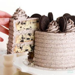 Cookies &amp; Cream Cake Recipe