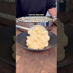 Macro-friendly, High Protein Mac N' Cheese