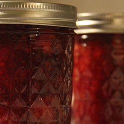 Strawberry-Ginger Refrigerator Jam