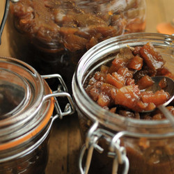 Grandma Deacon's Apple Chutney