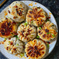 Vegan Shengjianbao (pan Fried Dumplings)