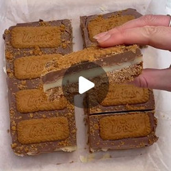 Biscoff Caramel Slice