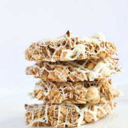 Healthy White Chocolate Macadamia Nut Cookies