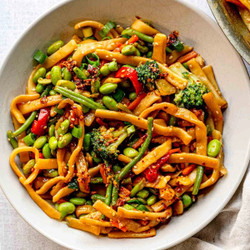 Vegetable Stir-fry With Frozen Vegetables And Noodles