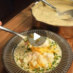 Loaded Baked Potato Soup