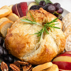 Baked Brie In Puff Pastry