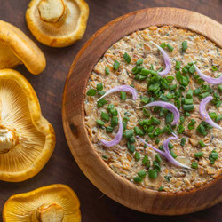 Creamy Mushroom Dip With Herbs