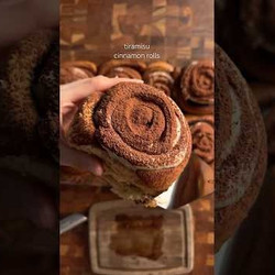 Tiramisu Cinnamon Rolls