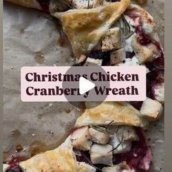 Cranberry Chicken Goat Cheese Wreath