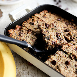 Peanut Butter And Roasted Banana Baked Oatmeal Recipe