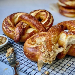 Homemade Soft Pretzels