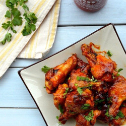 Honey Sriracha Chicken Wings