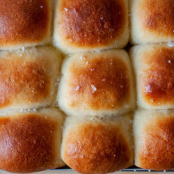 Old-school Dinner Rolls