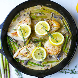 Creamy Lemon Chicken With Asparagus And Mushrooms