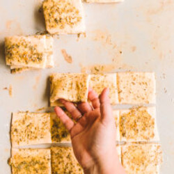 Erin’s Garlic Herb Pull-apart Bread