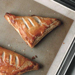 French Apple Turnovers (chaussons Aux Pommes)