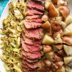 Slow Cooker Corned Beef And Potatoes