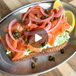 Edamame &amp; Cottage Cheese Smash With Smoked Trout