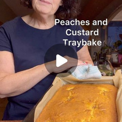 Peach Custard Traybake