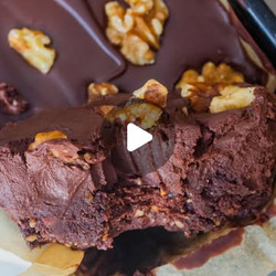No Bake Chocolate Ganache Brownies