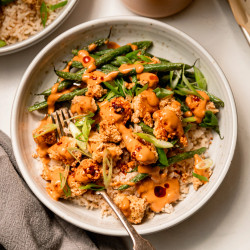 Spicy &amp; Crispy Peanut Tofu With Green Beans