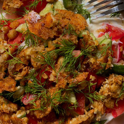 15 Minute Crispy Smashed Chickpea Salad