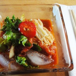 Mulhoe (spicy Raw Fish Soup)