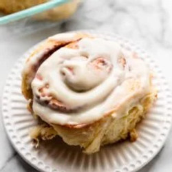 Big Giant Cinnamon Rolls