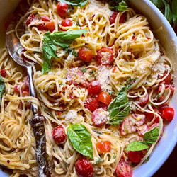 Linguine With Tomatoes And Basil