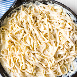 Fettuccine Alfredo