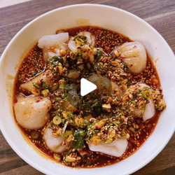 Chunky Chilli Salsa Prawn Dumplings