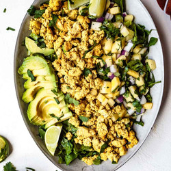 25-minute Zesty Ground Chicken Taco Salad (not Spicy!)