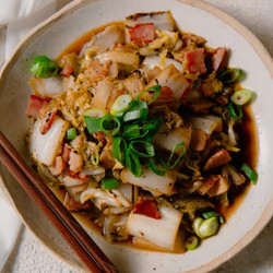 Stir-fried Chinese Cabbage And Bacon