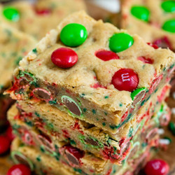 Gooey Christmas Cookie Bars Recipe