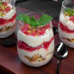 Rhabarber-tiramisu