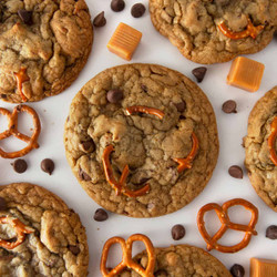 Kitchen Sink Cookies (panera Copycat!)