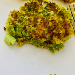 Crispy Broccoli Parmesan Fritters