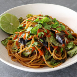 Spicy Lettuce Noodles