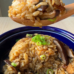 Taiwanese Sesame Oil Chicken And Mushroom Rice