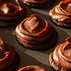 The Bear Chocolate Cupcakes With Mousse Filling