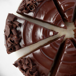 2 Ingredient Healthier No Bake Chocolate Cake
