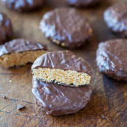 Homemade Little Debbie Star Crunch