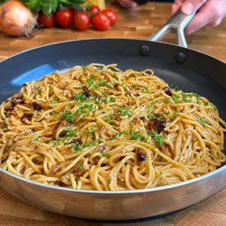 Gekaramelliseerde Uien Pasta